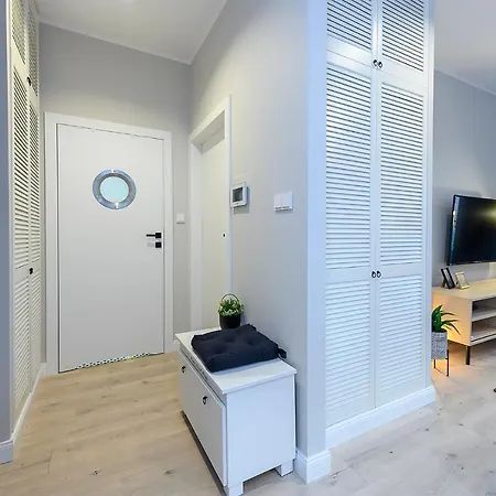 Apartment Marina View - Super Widok Na Jezioro, Klimatyzacja, Winda, 2xtv Z Netflix Ilawa