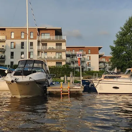 Marina View - Super Widok Na Jezioro, Klimatyzacja, Parking Podziemny, Winda, 2xtv Z Netflix *