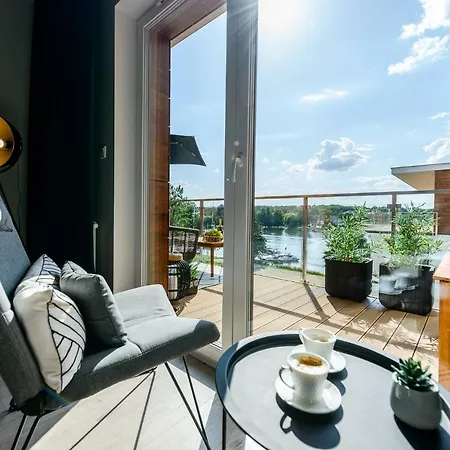 Apartman Marina View - Super Widok Na Jezioro, Klimatyzacja, Parking Podziemny, Winda, 2xtv Z Netflix *